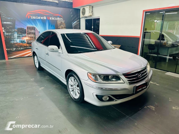 AZERA 3.3 MPFI GLS Sedan V6 24V