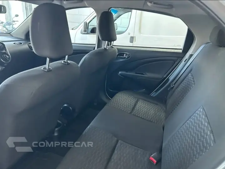 ETIOS XS Sedan1.5 Flex 16V 4p Mec.