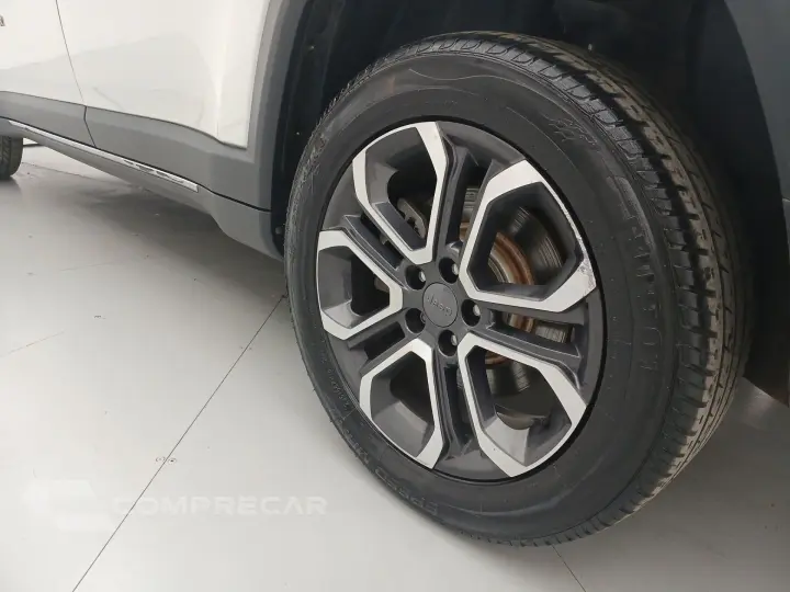 COMMANDER 1.3 T270 TURBO FLEX LIMITED AT6
