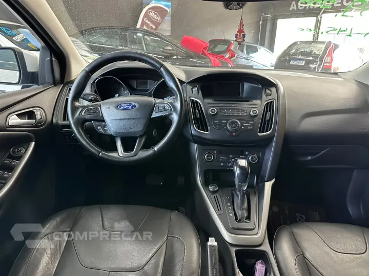 FOCUS 2.0 Titanium Hatch 16V