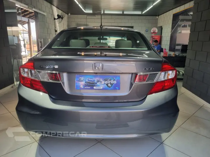 CIVIC 1.8 LXL 16V