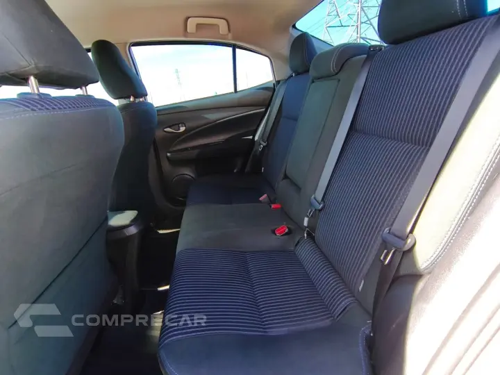 YARIS 1.5 16V FLEX SEDAN XL PLUS TECH MULTIDRIVE