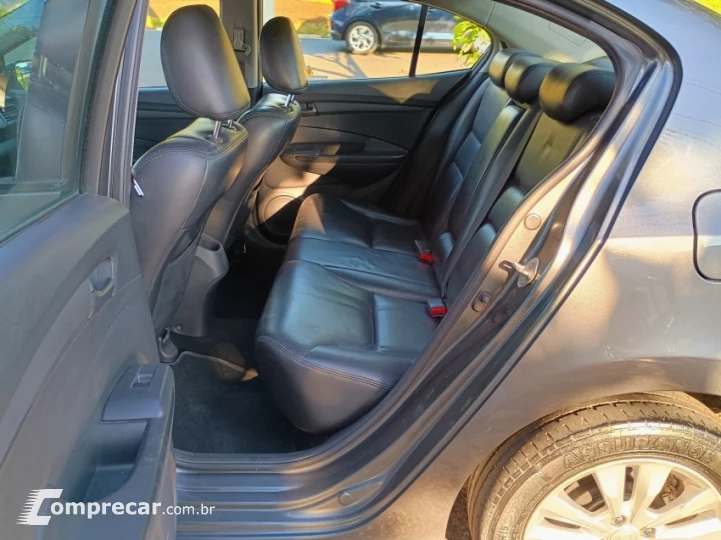 CITY 1.5 LX Sedan 16V