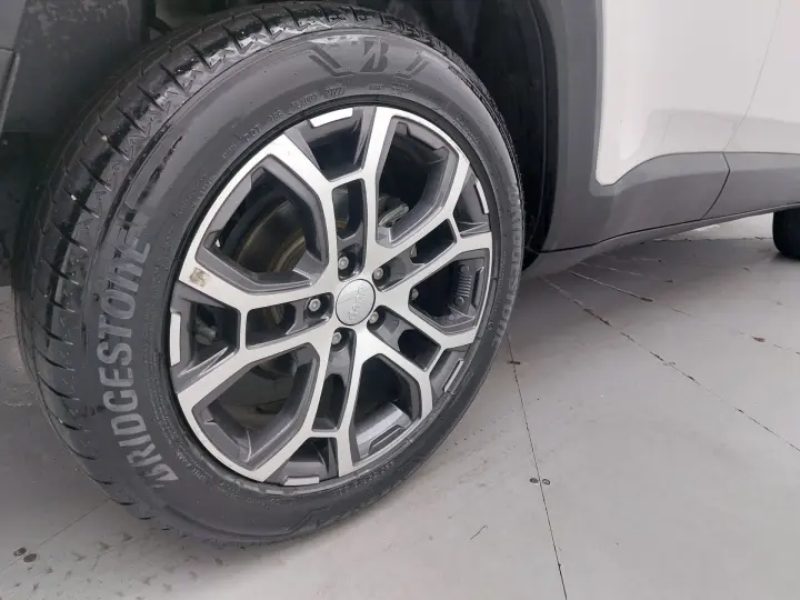 RENEGADE 1.3 T270 TURBO FLEX LONGITUDE AT6