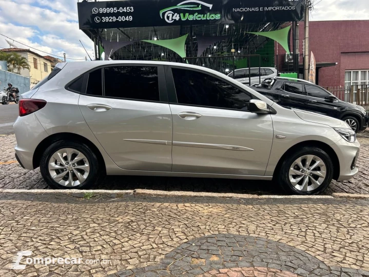 ONIX HATCH LT 1.0 12V TB Flex 5p Mec.