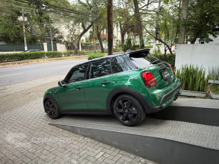 MINI COOPER 2.0