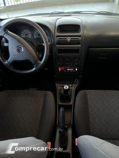 ASTRA 2.0 MPFI Advantage 8V