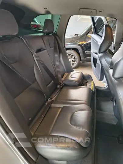 XC60 2.0 T5 MOM