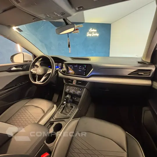 TAOS Comfortline 1.4 250 TSI Flex Aut.