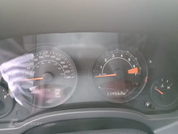 COMPASS 2.0 16V Sport