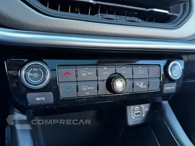 COMPASS - 1.3 T270 TURBO LONGITUDE AT6