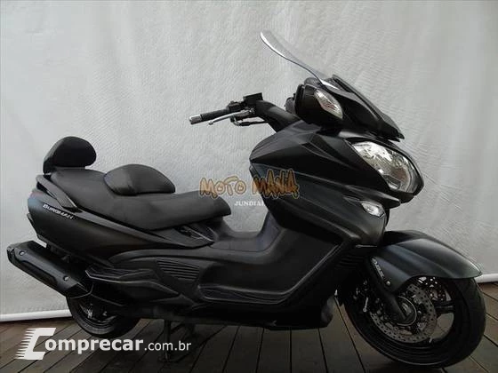 SUZUKI BURGMAN 650 EXECUTIVE