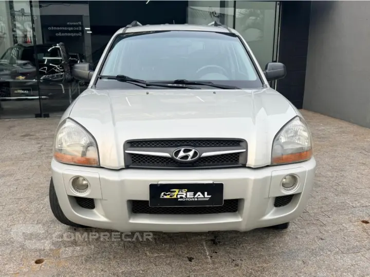 TUCSON 2.0 MPFI GL 16V 142CV 2WD GASOLINA 4P MANUAL
