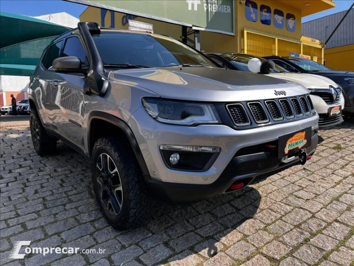 COMPASS 2.0 16V Trailhawk 4X4