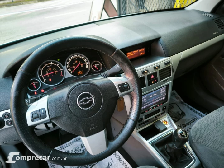 VECTRA 2.0 MPFI Elegance 8V 140cv