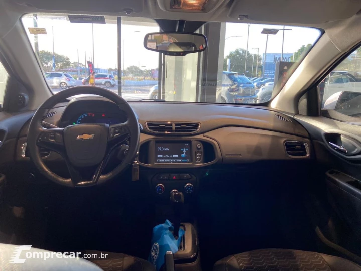 Onix Hatch 1.4 4P FLEX LTZ AUTOMÁTICO