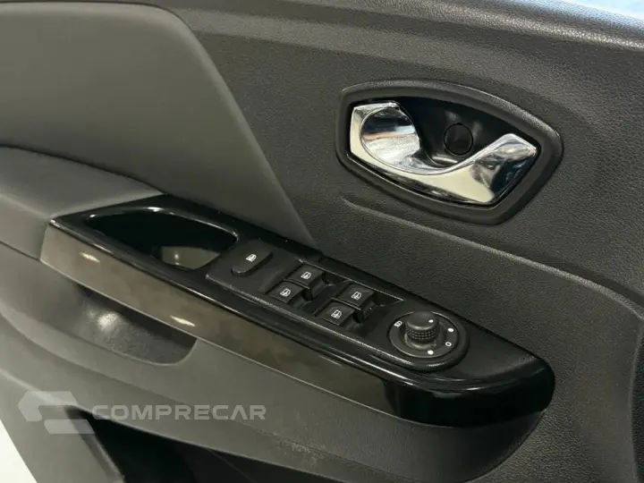 CAPTUR Intense 1.6 16V Flex 5p Aut.