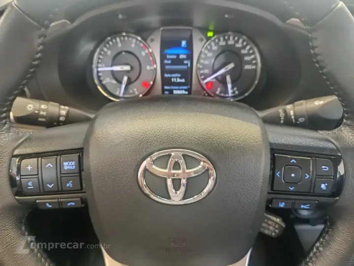 HILUX 2.8 D-4D TURBO CD SRX 4X4 AUTOMÁTICO