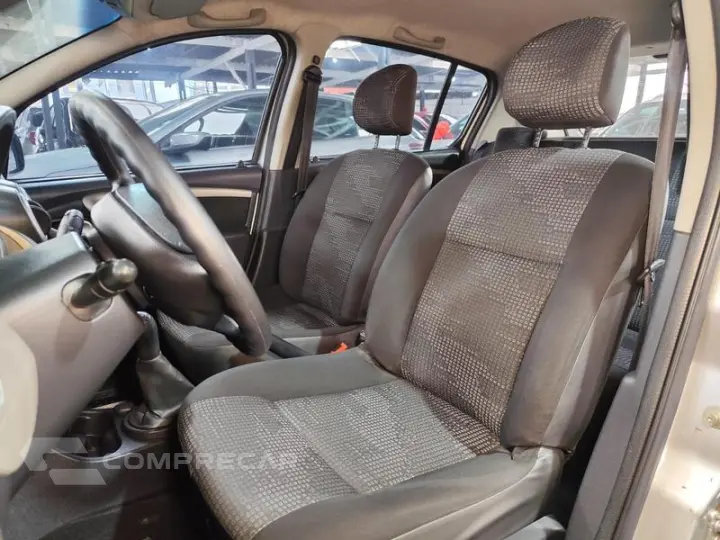 SANDERO 1.6 EXPRESSION 16V FLEX 4P MANUAL