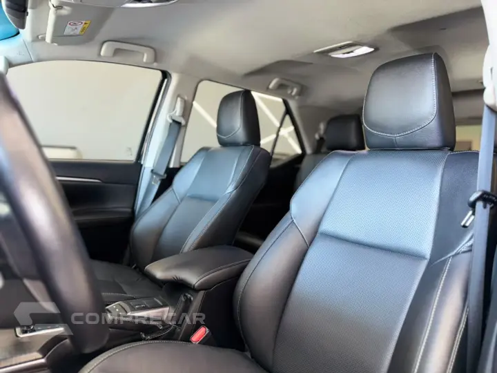 HILUX SW4 2.8 D-4d Turbo SRX 7L 4X4