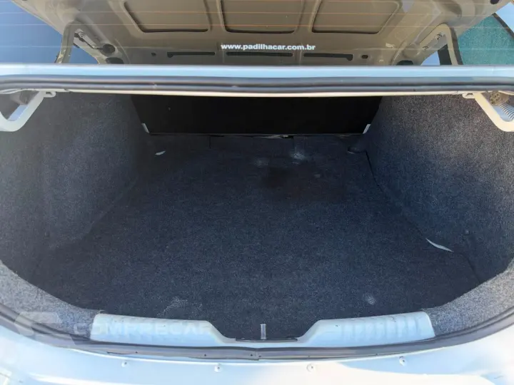VOYAGE 1.0 Flex 12V 4p