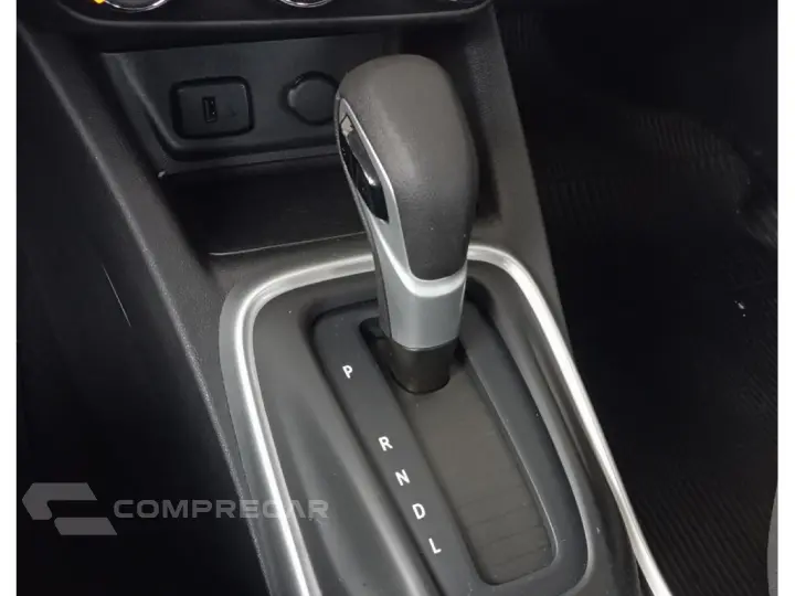 TRACKER 1.0 TURBO FLEX LT AUTOMÁTICO