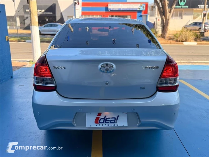 ETIOS 1.5 X PLUS SEDAN 16V FLEX 4P MANUAL