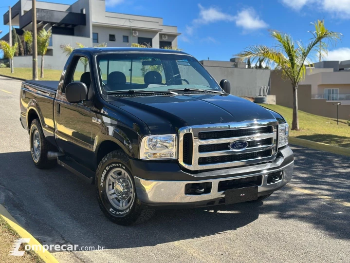 F-250 3.9 XLT 4X2 CS DIESEL 2P MANUAL