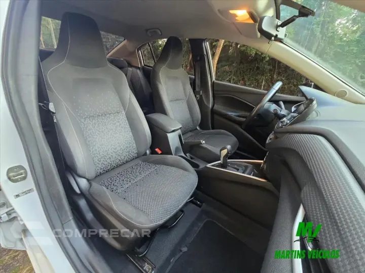 ONIX 1.0 TURBO FLEX PLUS LTZ AUTOMÁTICO