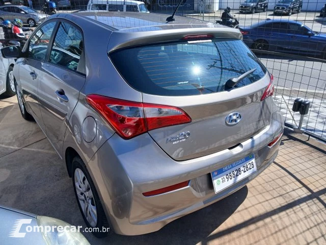 HB20 - 1.0 COMFORT 12V 4P MANUAL