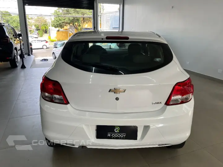 ONIX HATCH LS 1.0 8V FlexPower 5p Mec.