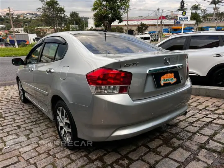 CITY 1.5 EX Sedan 16V