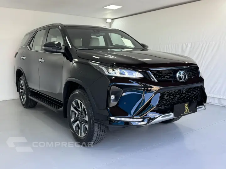 HILUX SW4 2.8 D-4d Turbo Diamond 7L 4X4