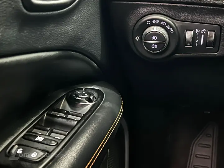 COMPASS 2.0 16V FLEX LIMITED AUTOMÁTICO