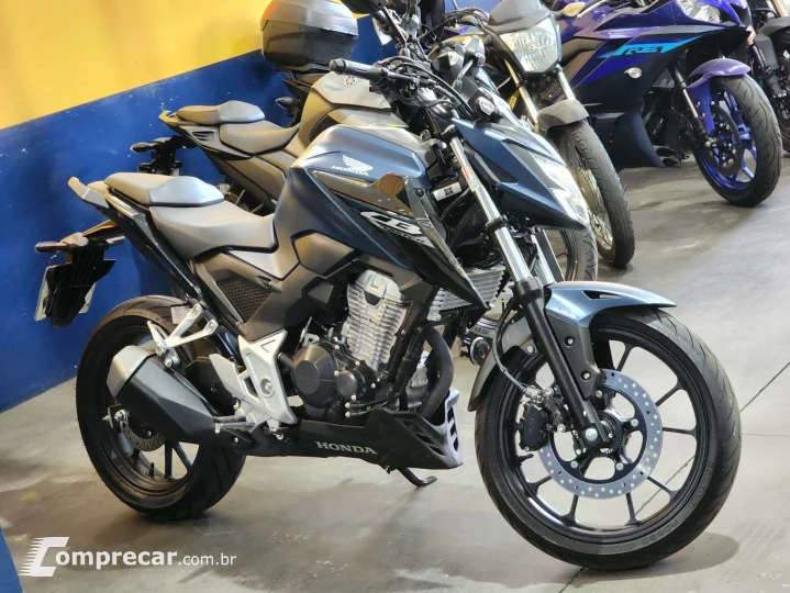 CB CB 300F Twister Flex