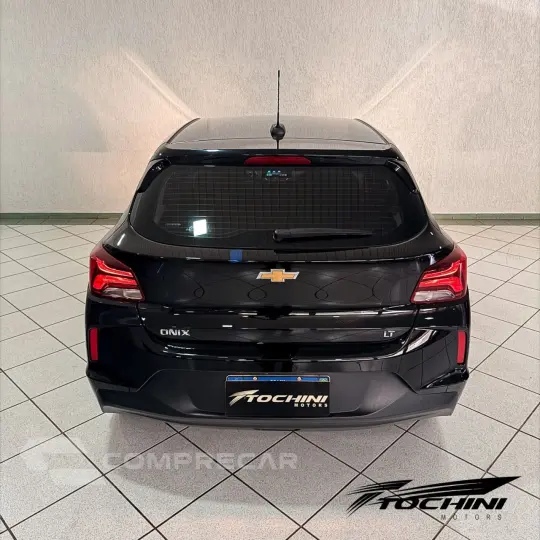 Onix Hatch 1.0 12V 4P FLEX LT
