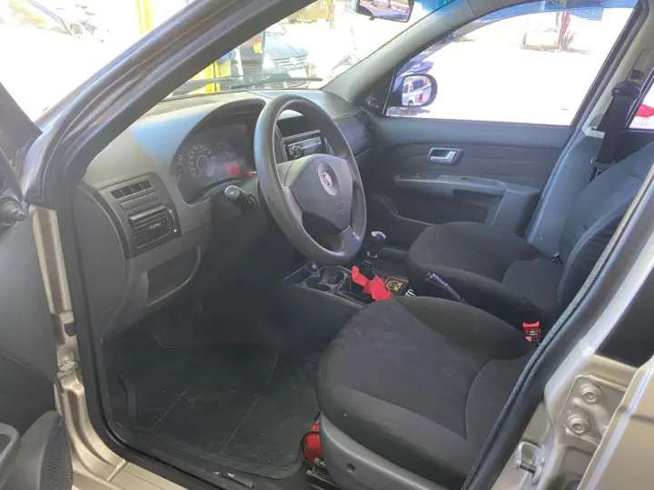 Siena 1.0 4P EL FIRE