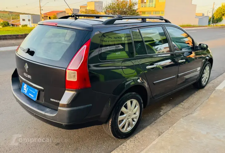 MEGANE 1.6 Dynamique Grand Tour 16V