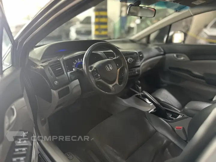 CIVIC 1.8 LXS 16V FLEX 4P AUTOMÁTICO