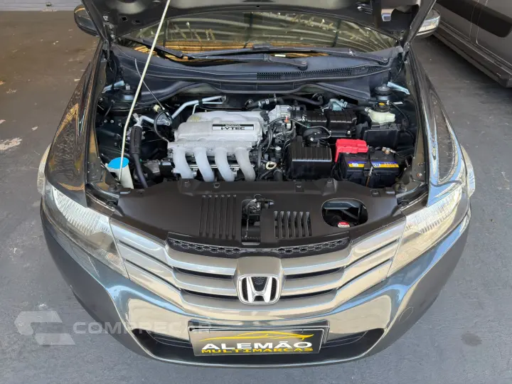 CITY 1.5 LX Sedan 16V