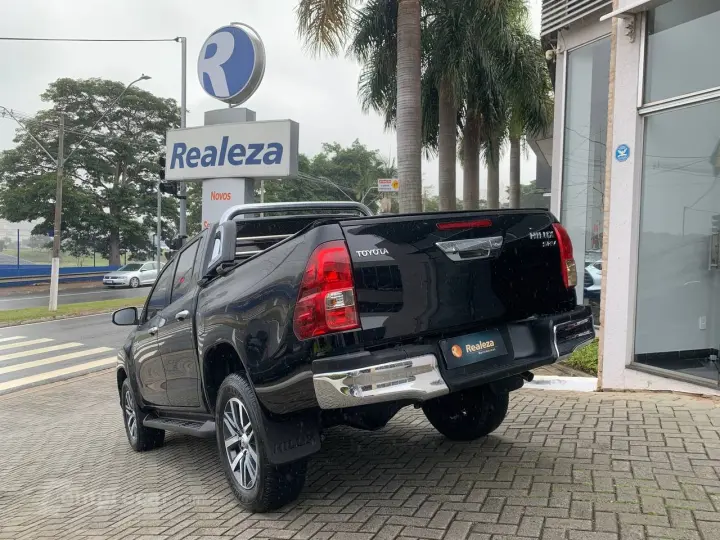 Hilux CD SRV 4x2 2.7 Flex 16V Aut.