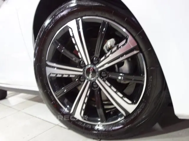 KING - 1.5 DM-I PHEV GL AUTOMÁTICO