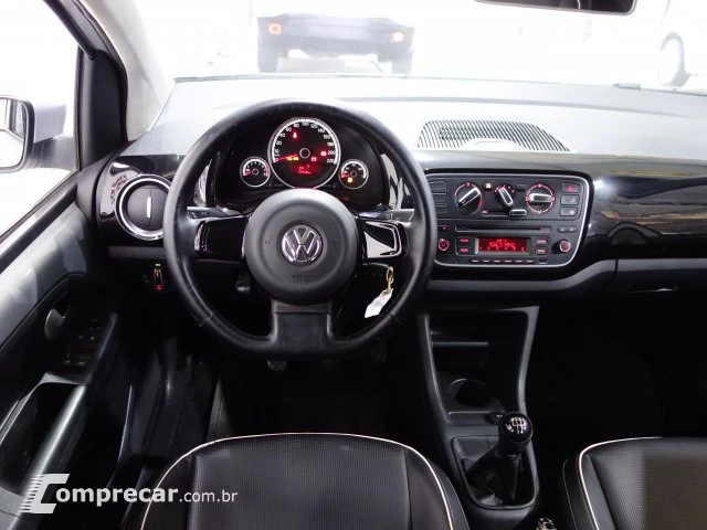 UP - 1.0 TSI HIGH UP 12V 4P MANUAL