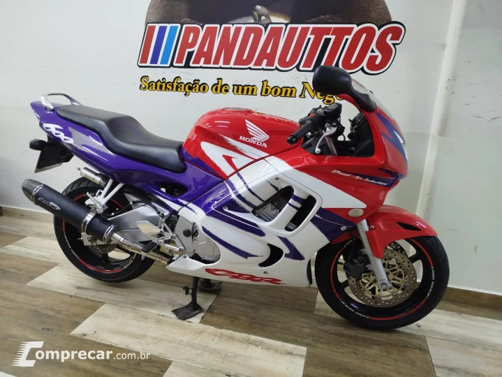 CBR 600 F