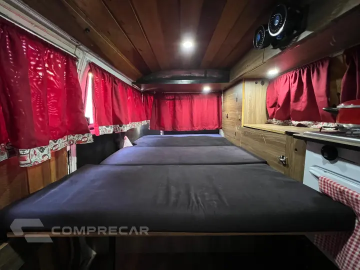 KOMBI 1.6 STD 8V GASOLINA 3P MANUAL