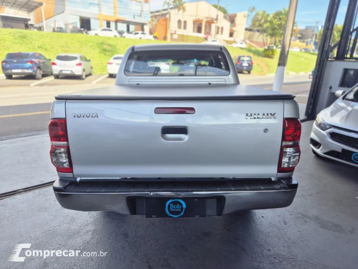 Hilux CD D4-D 4x4 2.5 16V 102cv TB Dies.