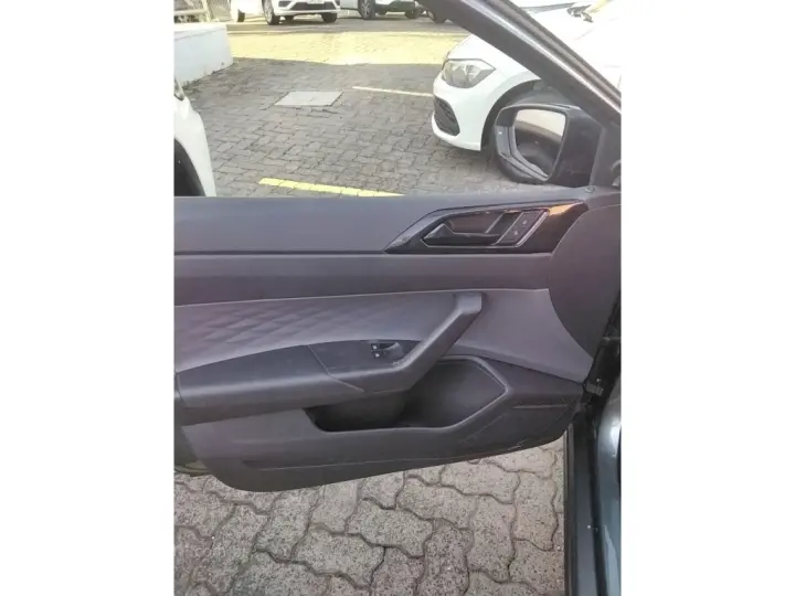 POLO 1.0 MPI TRACK MANUAL