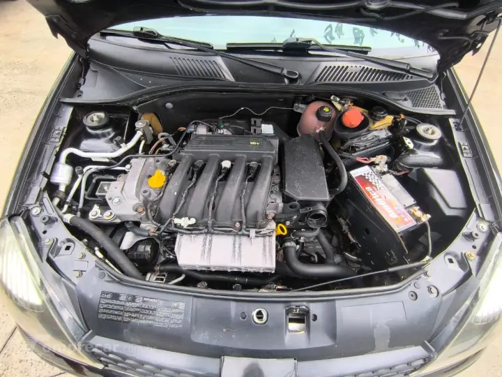 Clio Sed. Privilège Hi-Flex 1.6 16V 4p