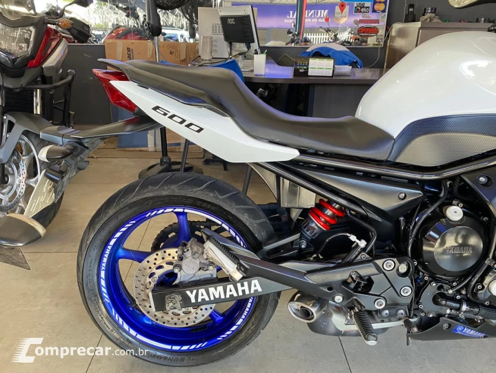 XJ6 N