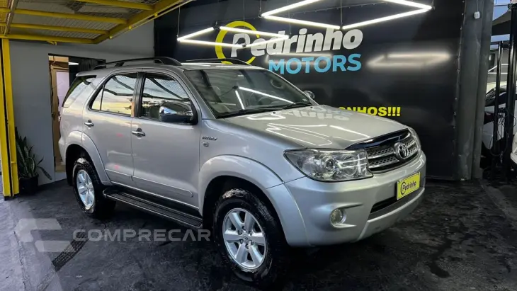 Hilux SW4 2.7 16V 4P SR AUTOMÁTICO